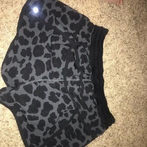 Lululemon hottyhot shorts